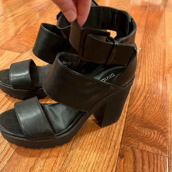 H&M platform heels - Picture 2 of 3